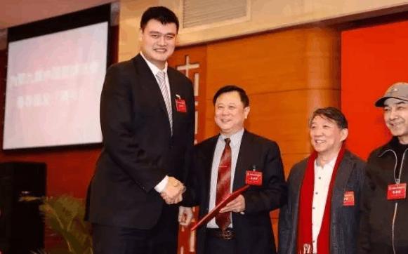 姚明一代全面掌权中国篮球，巴特尔也成管理层