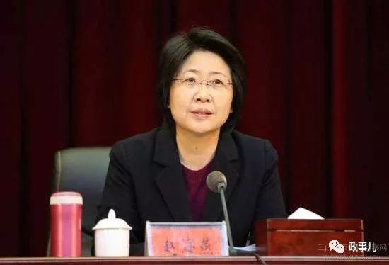 市委书记与女市长相互举报 二人还在常委会上争吵