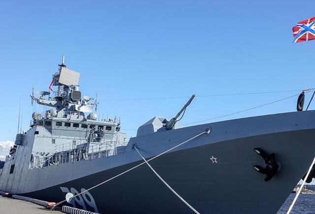 俄罗斯动真格了！一艘4000吨战舰赶赴叙利亚，满载导弹将永久待命