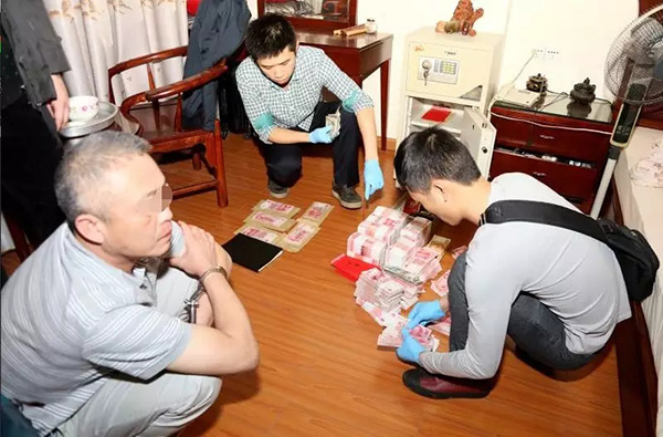 海南建省来最受关注涉黑案:涉案15亿 成员定期拉练