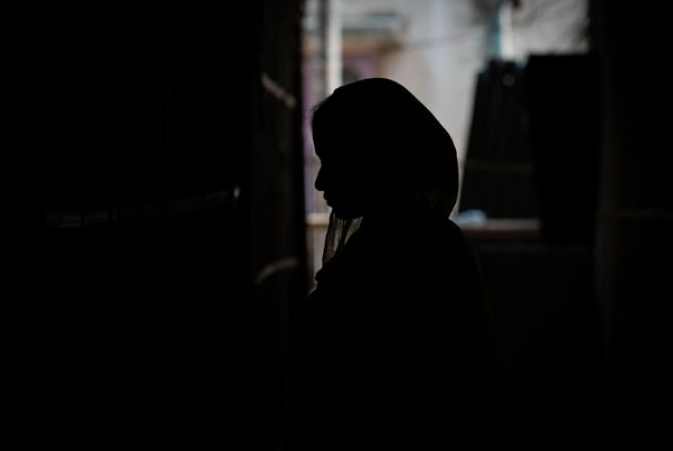 一名童婚新娘，外媒报道截图