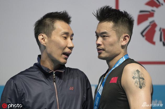 林丹发文回应李宗伟退役独自上场没人陪我了