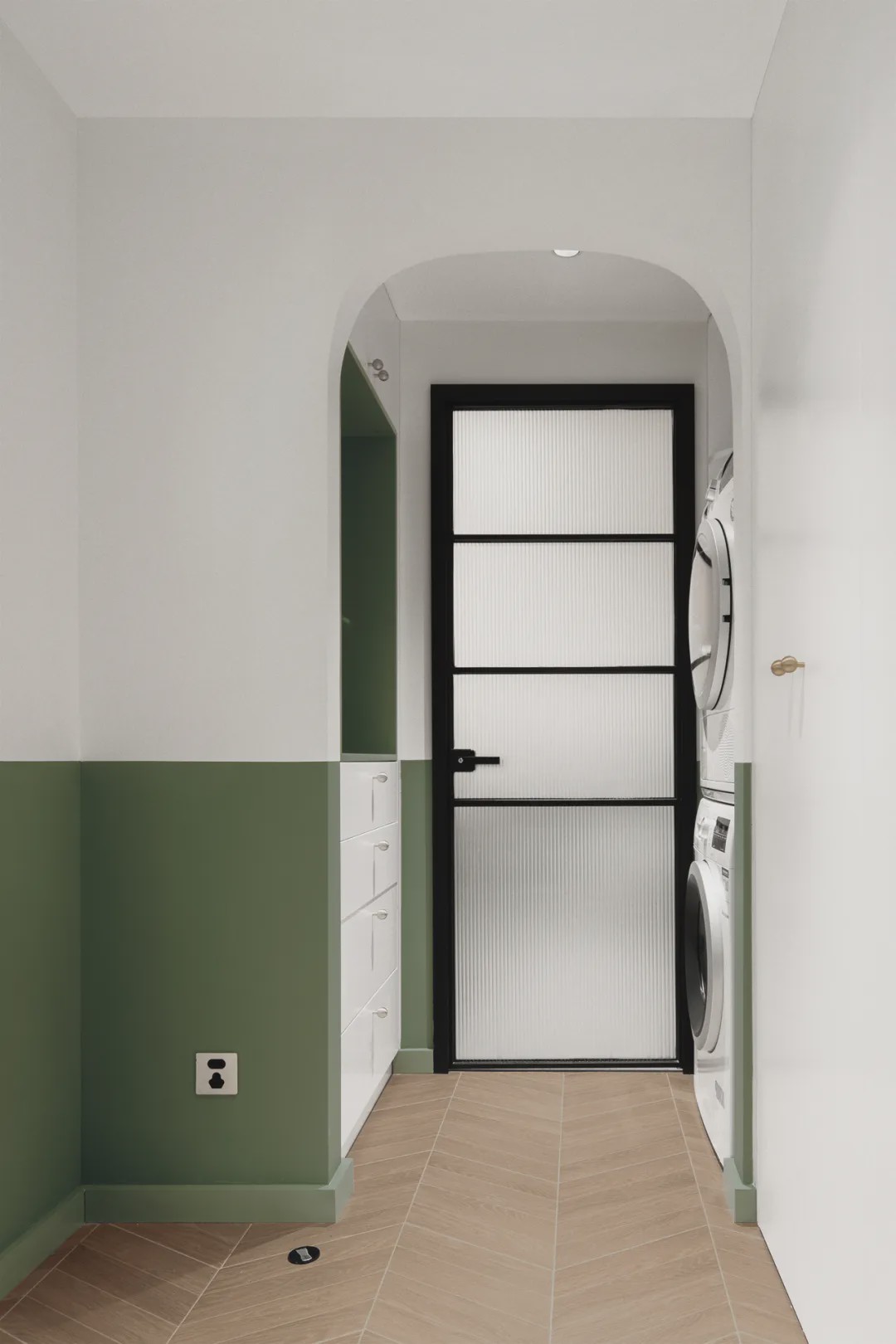 90㎡奇葩扇形房 这样设计竟然改出13个功能区!